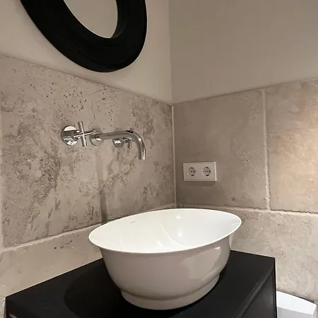 Villa Hansjoerg Felmy *